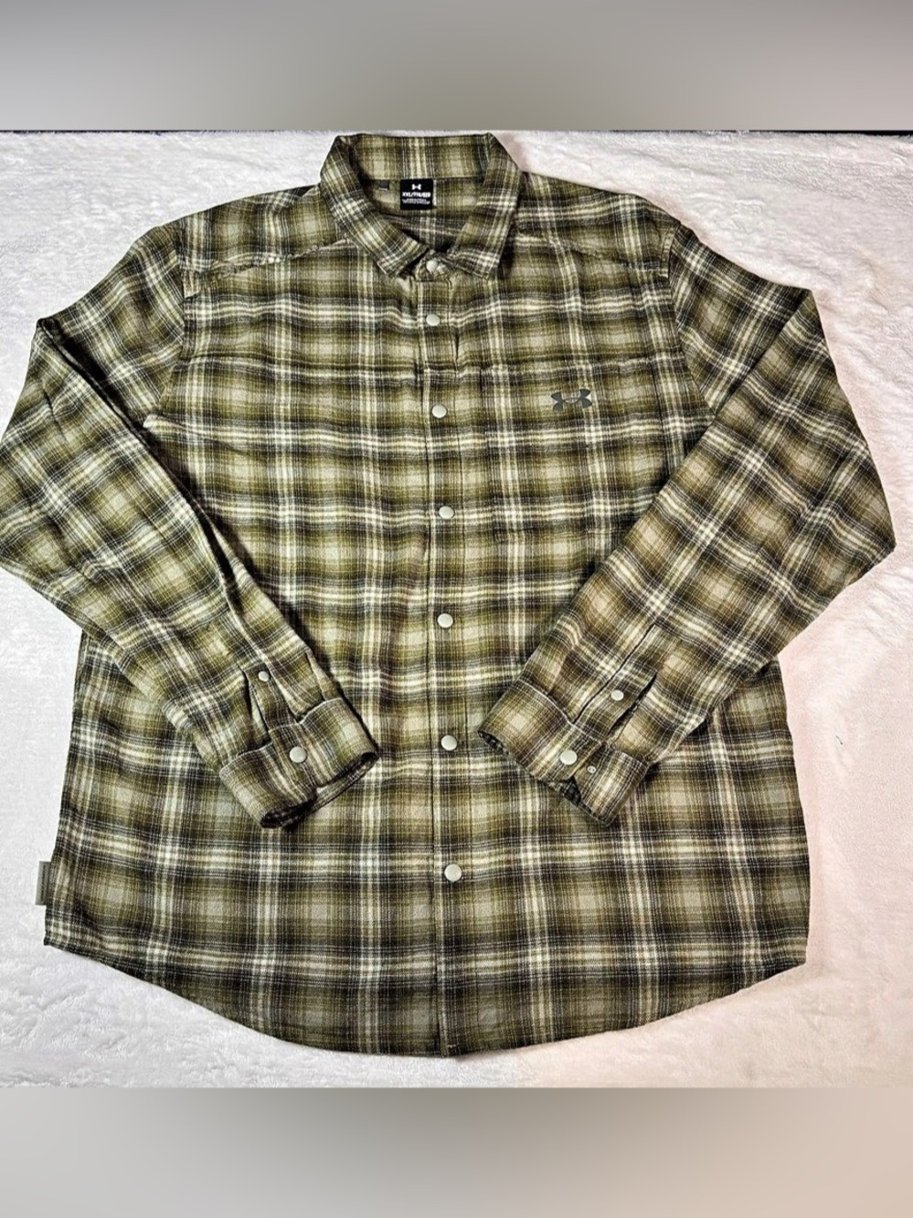 Under Armour Men’s XXL Green Plaid Snap Front Flannel Shirt